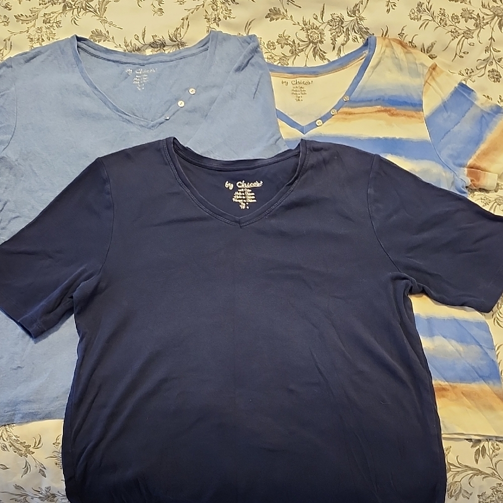 Chico's Cotton Shirts Blue, Multi Blue, & Navy Size 2